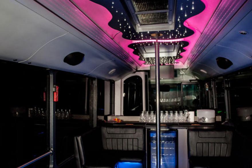 5-30 fos Neoplan partybusz belso kep-2