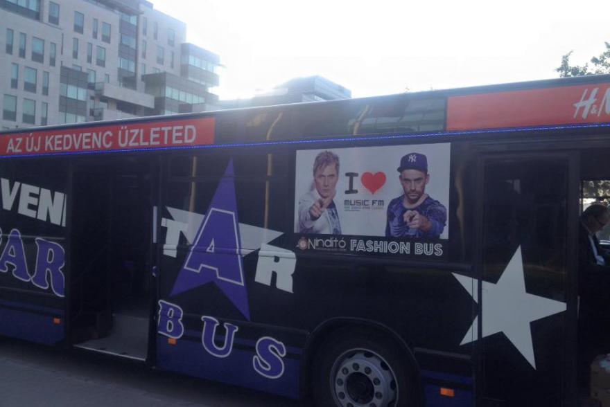 H&M promóció partybusszal
