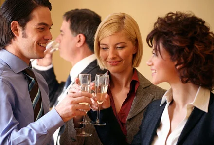 ceges-konferencia-transzfer-partybusszal